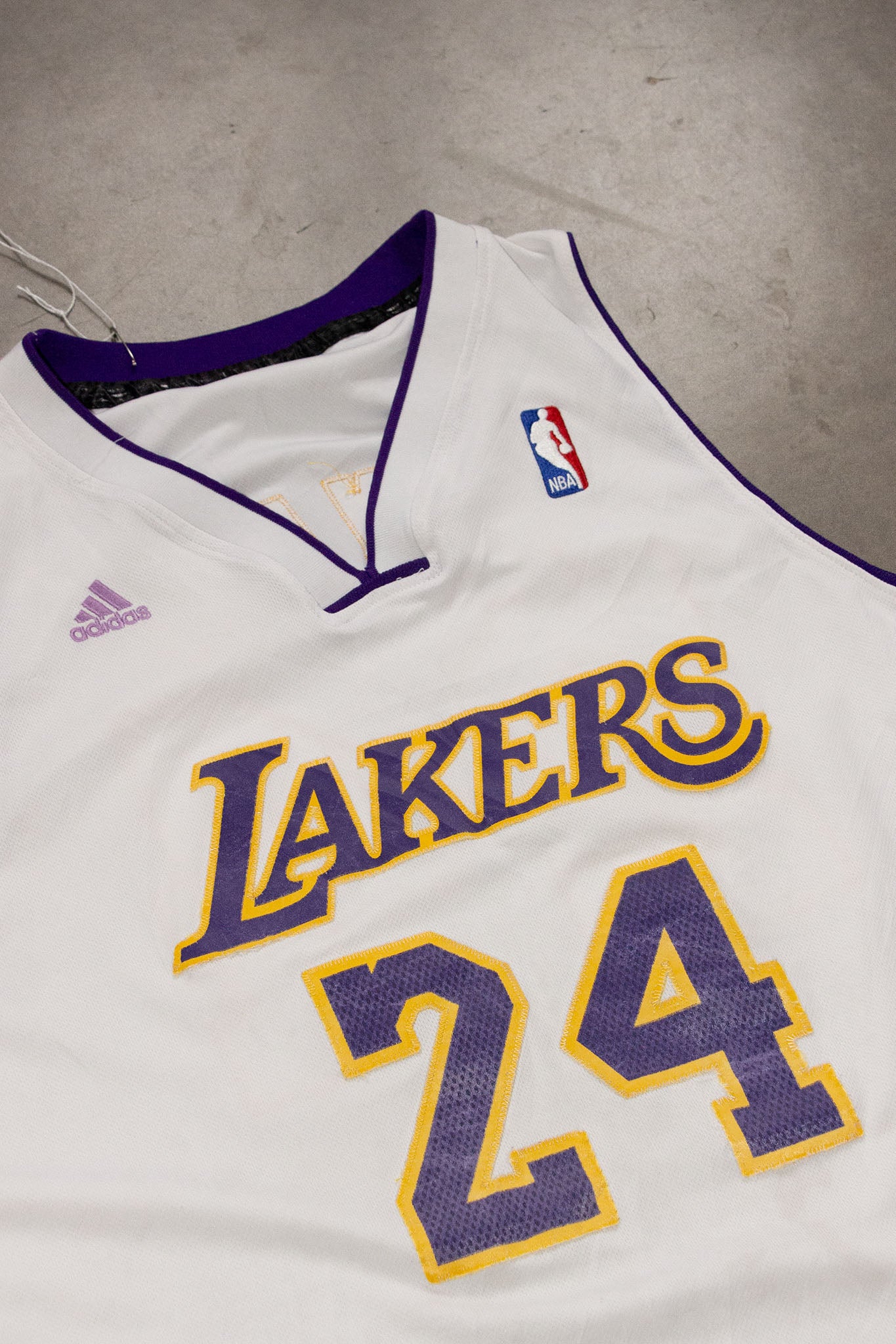 Kobe Bryant Los Angeles Lakers White Replica Jersey