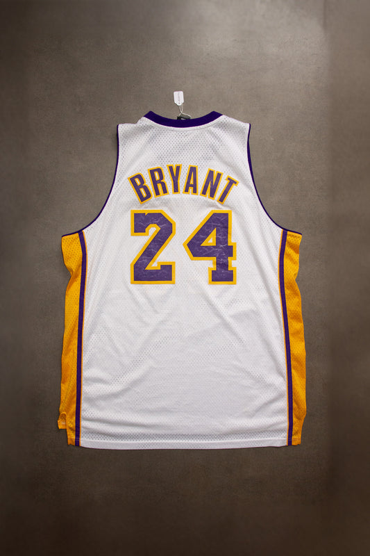 Kobe Bryant Los Angeles Lakers White Swingman Jersey