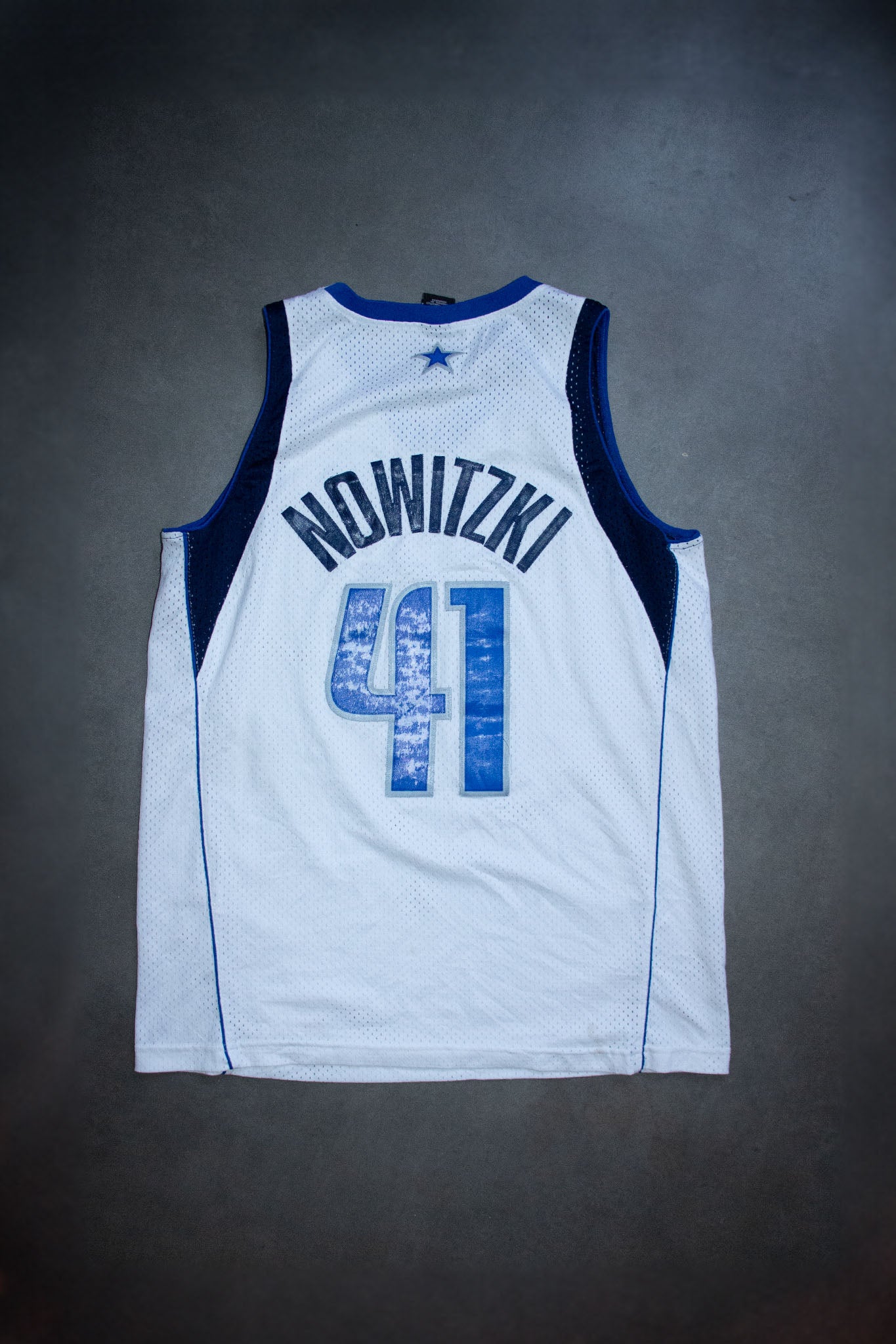 Dirk Nowitzki Jersey - Dallas Mavericks Swingman 